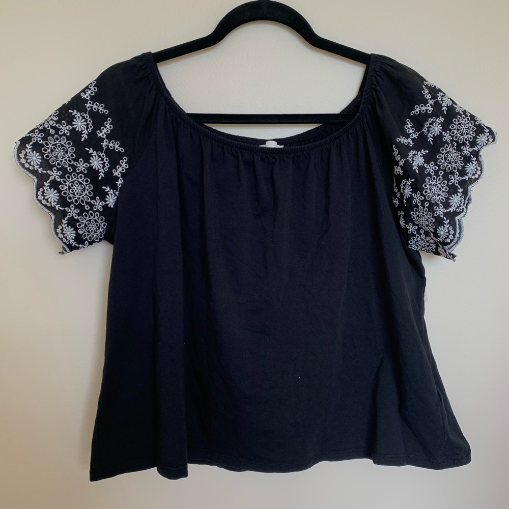 H&M off shoulder black top with white embroidery